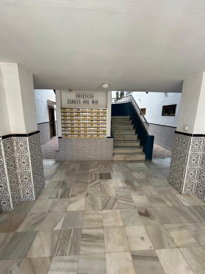Reel Apartments- Luxury With Swimming Pool. Torrevieja