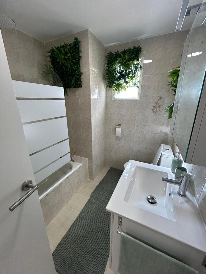Reel Apartments- Luxury With Swimming Pool. Apartment