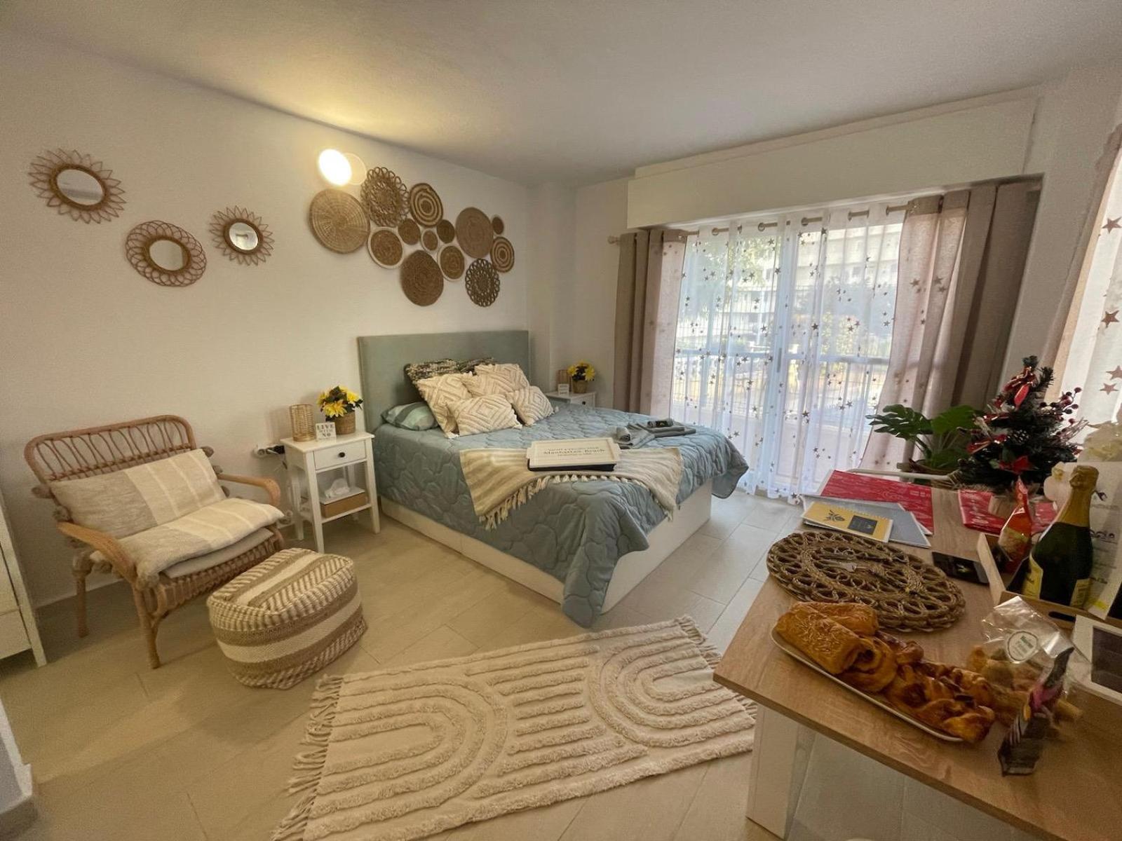 Apartment Reel Apartments- Luxury With Swimming Pool. Torrevieja